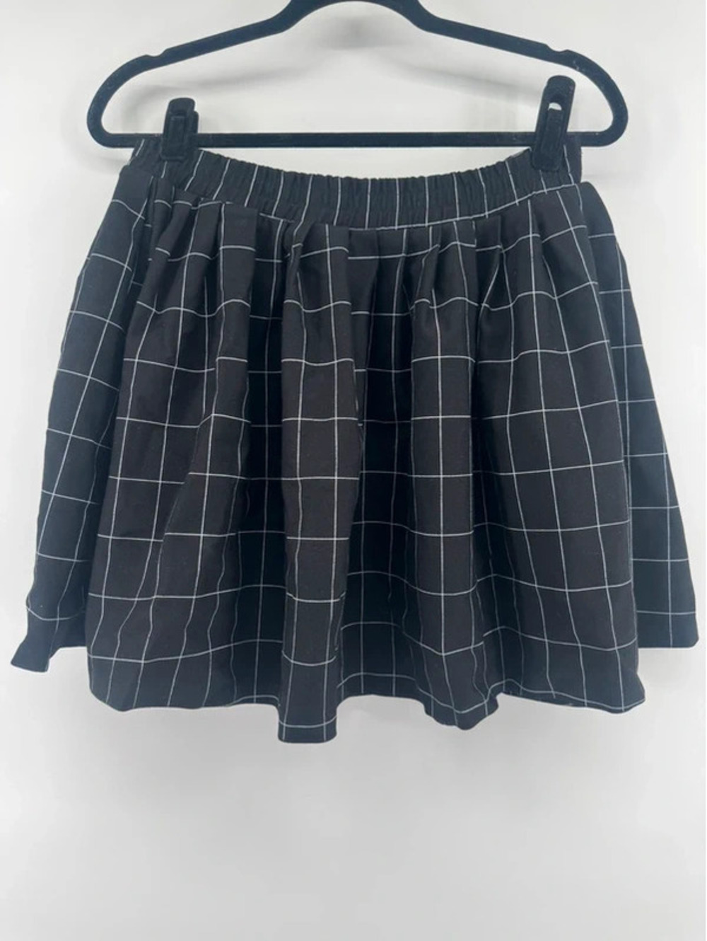 Akira skirt size xl